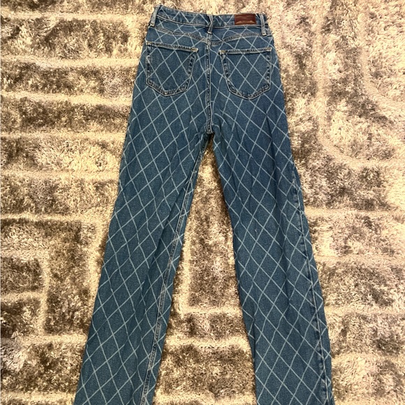 Abstract jeans!! - Picture 4 of 4